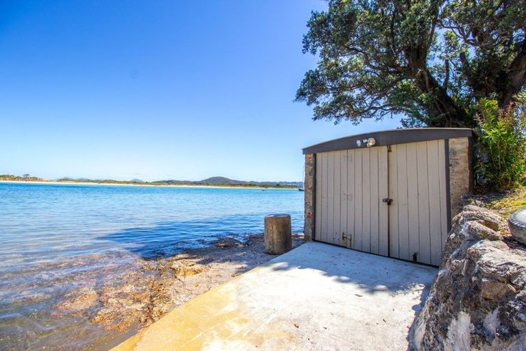 Photo of property in 2050 Ngunguru Road, Ngunguru, Whangarei, 0173