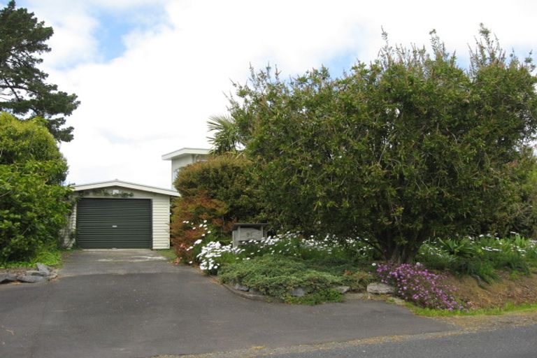 Photo of property in 31 Ferry Parade, Herald Island, Auckland, 0618