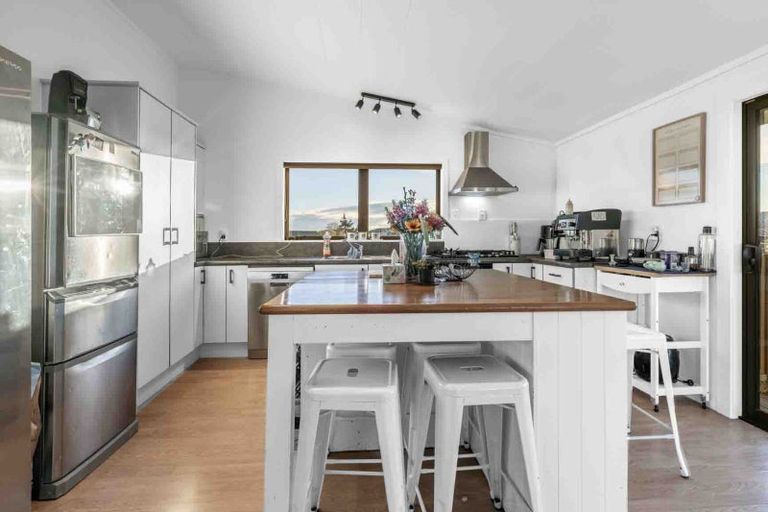 Photo of property in 678 Tweed Street, Newfield, Invercargill, 9812