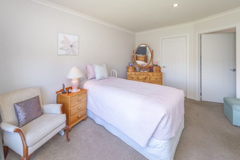 Photo of property in 14 Gilligan Close, College Estate, Whanganui, 4500