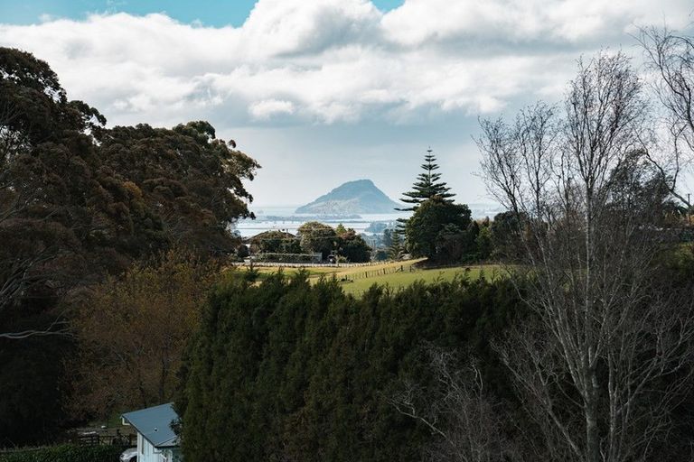 Photo of property in 35 Shady Lane, Welcome Bay, Tauranga, 3175