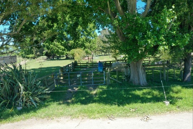 Photo of property in 178 Pukemiku Road, Mangamutu, Pahiatua, 4983