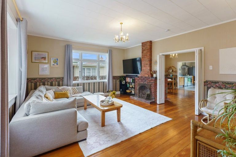 Photo of property in 72 Waerenga Road, Otaki, 5512