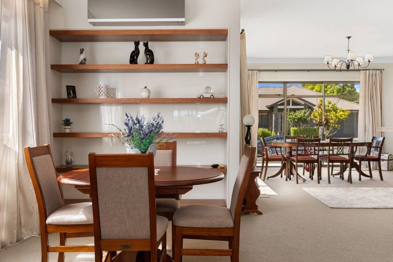 Photo of property in 28 Rexford Heights, Pyes Pa, Tauranga, 3112