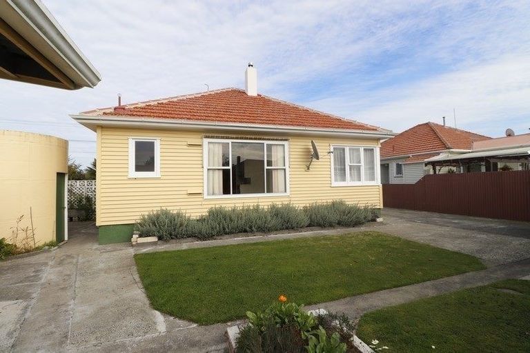 Photo of property in 14 Brunswick Road, Aramoho, Whanganui, 4500