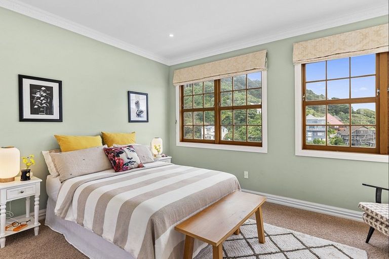 Photo of property in 24 Telford Terrace, Oriental Bay, Wellington, 6011