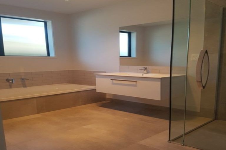 Photo of property in 33 Fontana Street, Papamoa, 3118