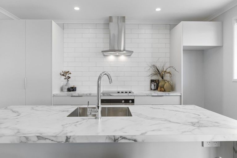 Photo of property in 64 Fernbrook Drive, Hurworth, New Plymouth, 4310