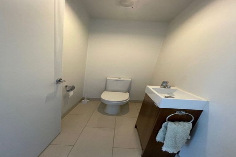 Photo of property in 303 Murphys Road, Flat Bush, Auckland, 2019
