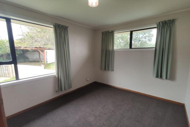 Photo of property in 20 Carole Crescent, Pakuranga, Auckland, 2010