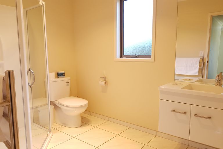 Photo of property in 4 Andrew Don Drive, Lake Tekapo, 7999