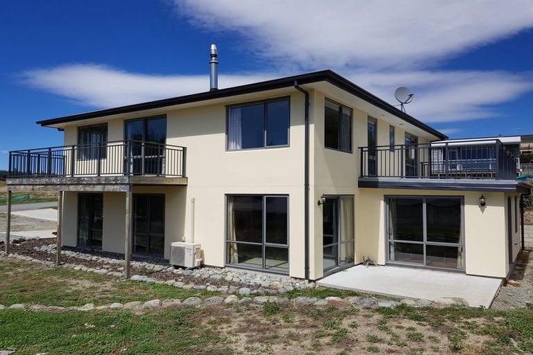 Photo of property in 4 Andrew Don Drive, Lake Tekapo, 7999