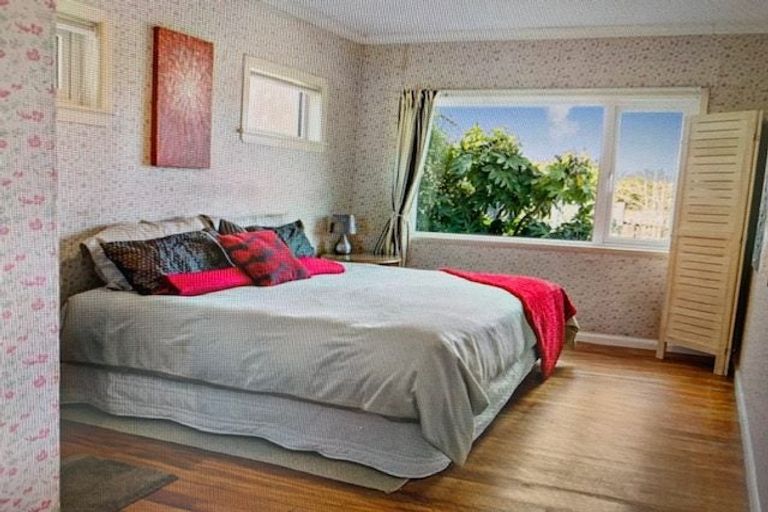 Photo of property in 7 Sylvan Avenue, Northcote, Auckland, 0627