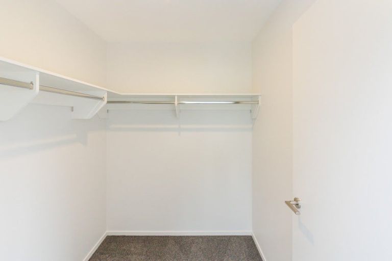 Photo of property in 9 Pahiki Crescent, Levin, 5510