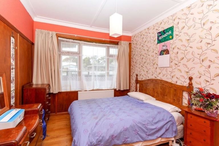 Photo of property in 2 Norman Street, Lower Vogeltown, New Plymouth, 4310