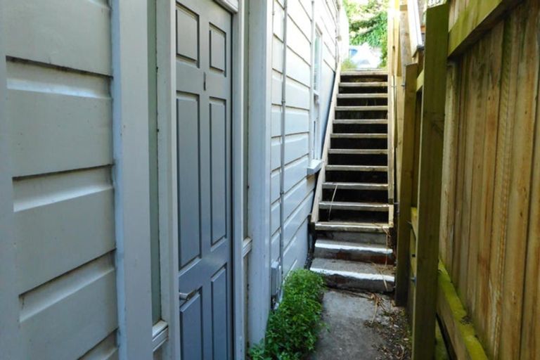 Photo of property in 32 Mein Street, Newtown, Wellington, 6021