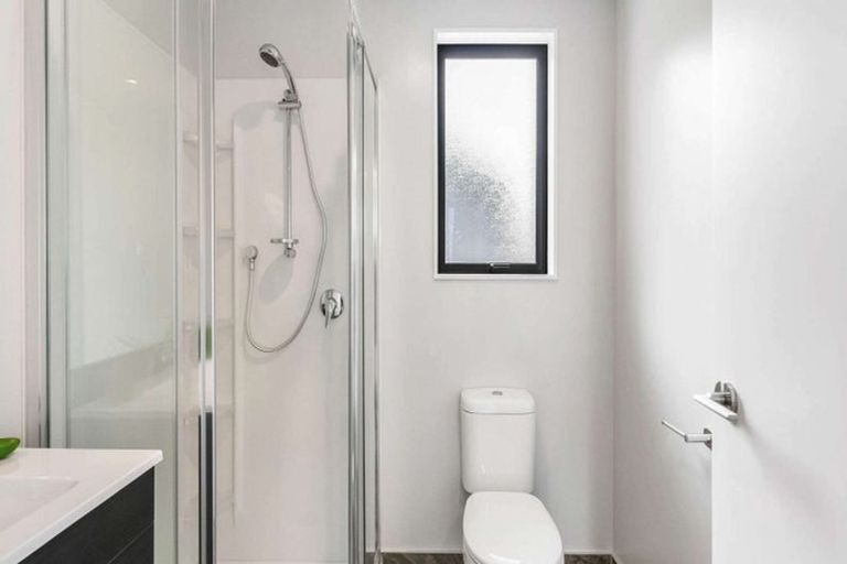 Photo of property in 36 Tokai Place, Glen Eden, Auckland, 0602