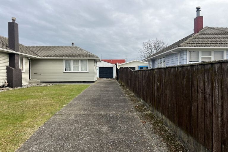 Photo of property in 10 Norfolk Street, Levin, 5510