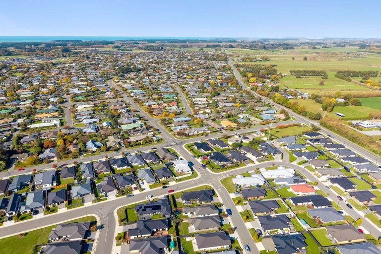 Photo of property in 45 Minerva Crescent, Woodend, 7610