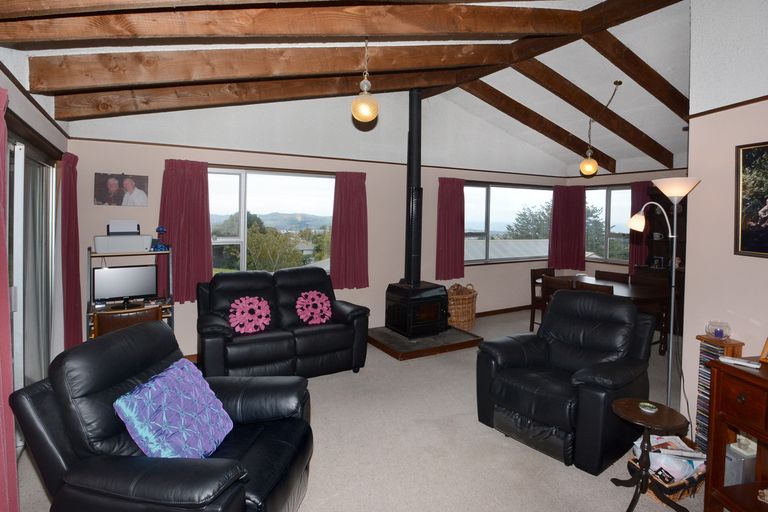 Photo of property in 22 Spiers Road, Halfway Bush, Dunedin, 9010