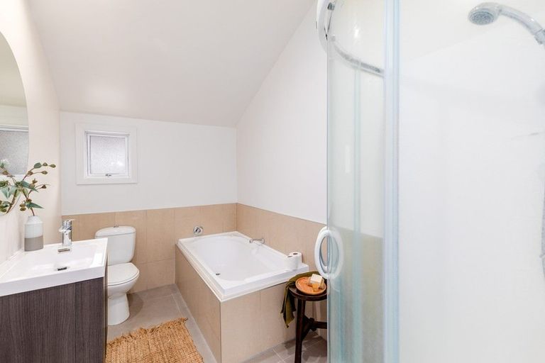 Photo of property in 384 Marine Parade, South New Brighton, Christchurch, 8062