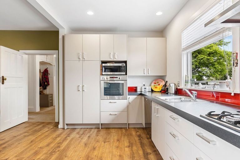 Photo of property in 2 Galway Avenue, Bryndwr, Christchurch, 8052