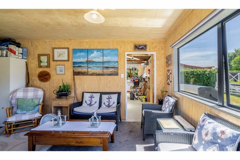 Photo of property in 127 Princes Street, Strathern, Invercargill, 9812