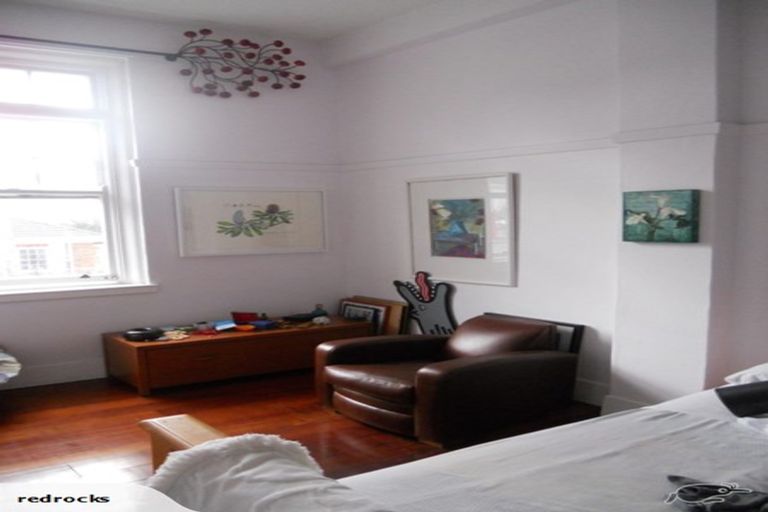 Photo of property in Blythswood Flats, 2/3 Aro Street, Aro Valley, Wellington, 6021