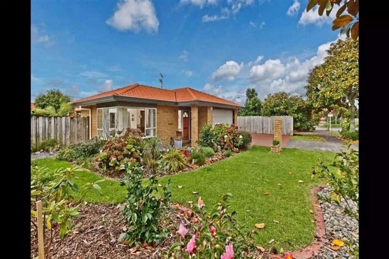 Photo of property in 4 Adelphi Place, Albany, Auckland, 0632