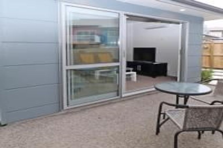 Photo of property in 6/5 Jones Crescent, Melville, Hamilton, 3206