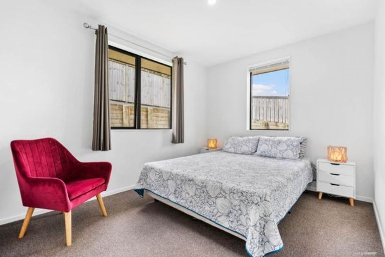 Photo of property in 23 Raithburn Terrace, Pokeno, 2402