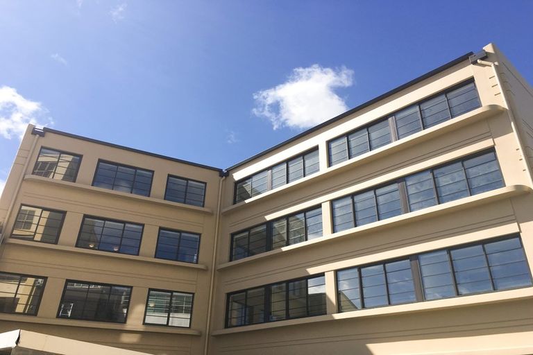 Photo of property in 205/3 Roxburgh Street, Mount Victoria, Wellington, 6011