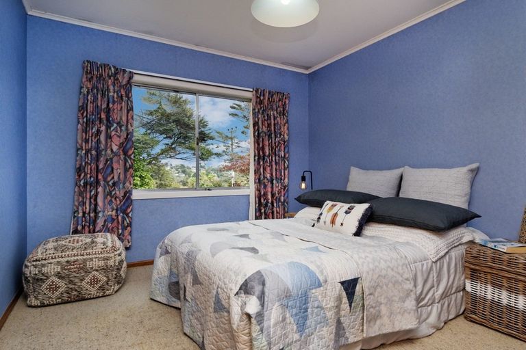 Photo of property in 38 Konini Road, Titirangi, Auckland, 0604