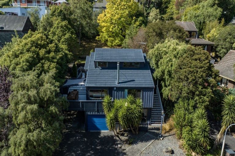 Photo of property in 9 Shalamar Drive, Cashmere, Christchurch, 8022