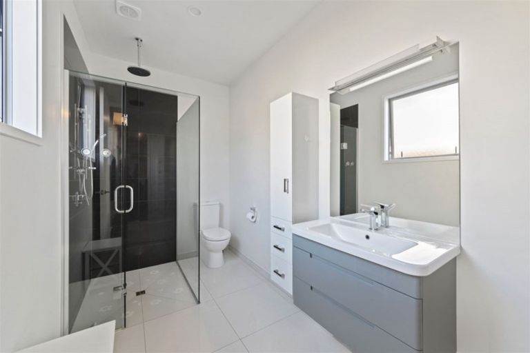 Photo of property in 148 Holly Road, St Albans, Christchurch, 8014