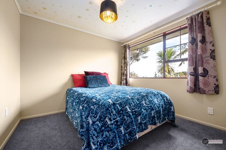 Photo of property in 20 Timaru Grove, Kelson, Lower Hutt, 5010