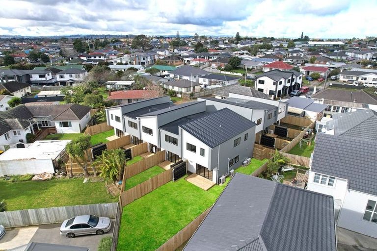 Photo of property in 13 Cheviot Street, Mangere East, Auckland, 2024