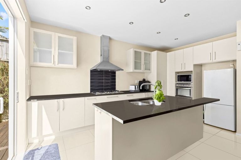 Photo of property in 140 Awaruku Road, Torbay, Auckland, 0630