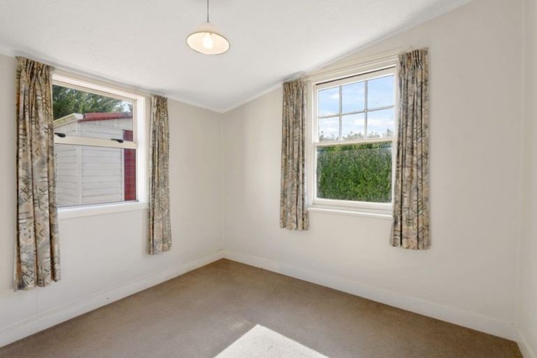 Photo of property in 17 Highfield Avenue, Dunsandel, 7682
