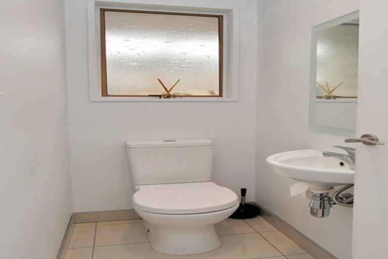 Photo of property in 2/97 Leinster Road, Merivale, Christchurch, 8014