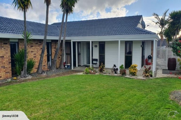 Photo of property in 149 Prince Regent Drive, Farm Cove, Auckland, 2012