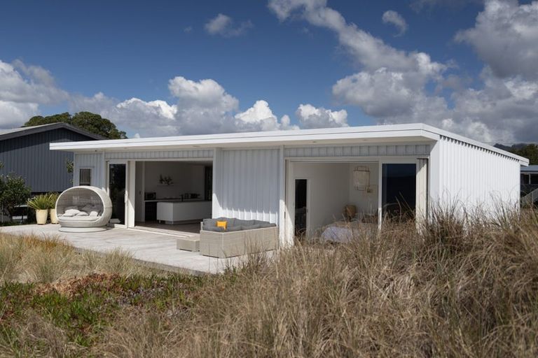 Photo of property in 61 Broadway Road, Waihi Beach, 3611