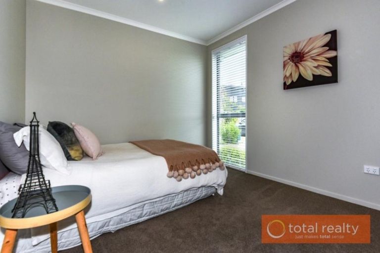 Photo of property in 26 George West Square West, Wigram, Christchurch, 8025