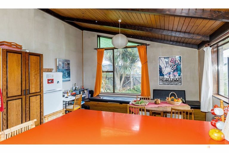 Photo of property in 19 Smith Street, Waimate, 7924