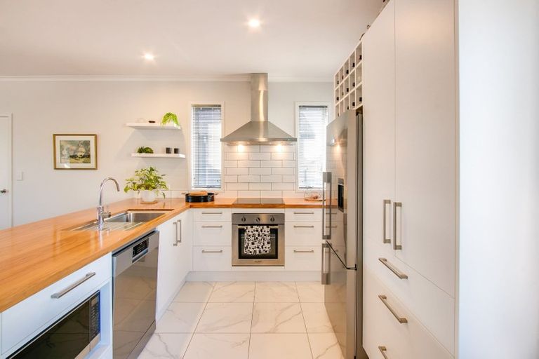 Photo of property in 505c Saint Aubyn Street East, Hastings, 4122