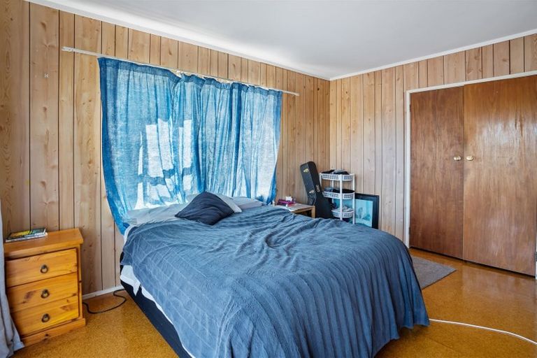 Photo of property in 23 Clovelly Road, Bucklands Beach, Auckland, 2012