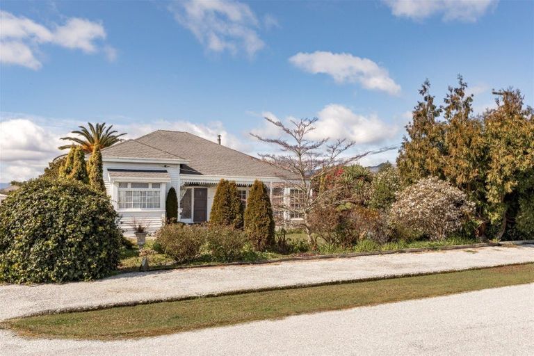 Photo of property in 143 Russell Street, Westport, 7825