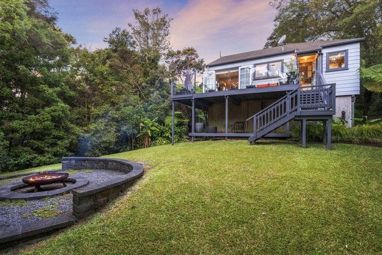 Photo of property in 19 Laser Place, Bayview, Auckland, 0629