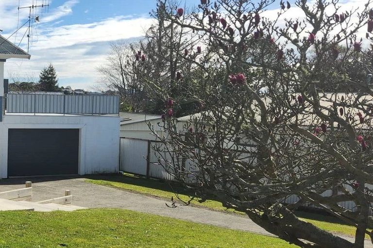 Photo of property in 43 Russleigh Drive, Dinsdale, Hamilton, 3204