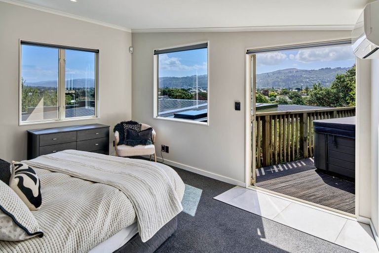 Photo of property in 71 Wyndrum Avenue, Waterloo, Lower Hutt, 5011